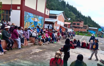MAL INICIO DE AÑO ESCOLAR EN TAMBOBAMBA: PADRES DE FAMILIA DEL EDV NO LLEVARÁN A SUS HIJOS EN SEÑAL DE PROTESTA